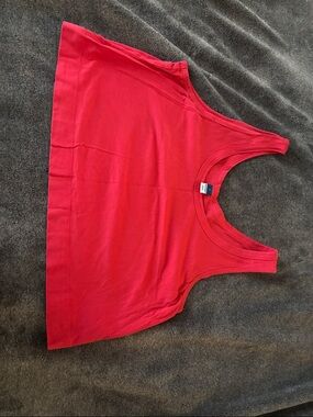 Magenta Cropped Tank Top - Classic Scoop Neck